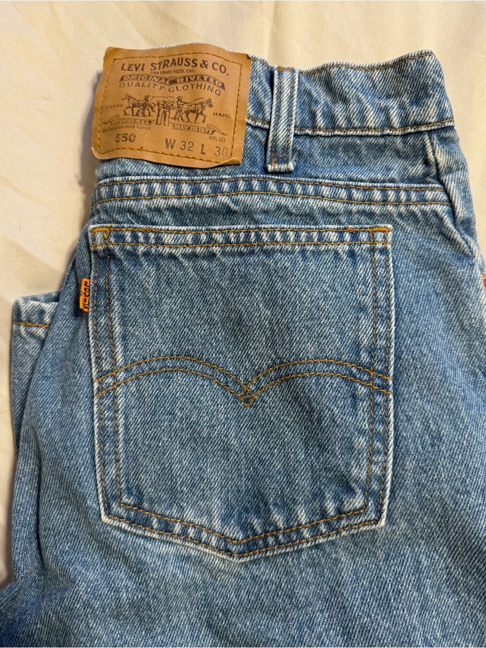 Levi's 550 Orange Tab Jeans (32x30)